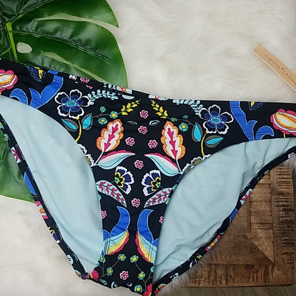 3 for $20 Gibson Latimer Bikini Bottoms Size Large